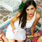 Sono insegnante di Inglese con esperienza acquisita in Italia e all'estero. Amo fortemente trasmettere la mia passione per la lingua, sono molto paziente, con un approccio dinamico ma allo stesso tempo professionale